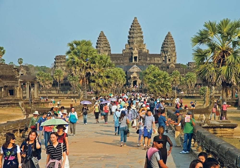 Driver to angkor wat temple 
angkorbestdriver.org 
#cambodia #trip #angkorwattemple #unesco #traveling #travel #Travelog #vacation #culture #FamilyStar #photographer #photography #traveltips #travelblog #travelblogger #Israele #news #todaynews