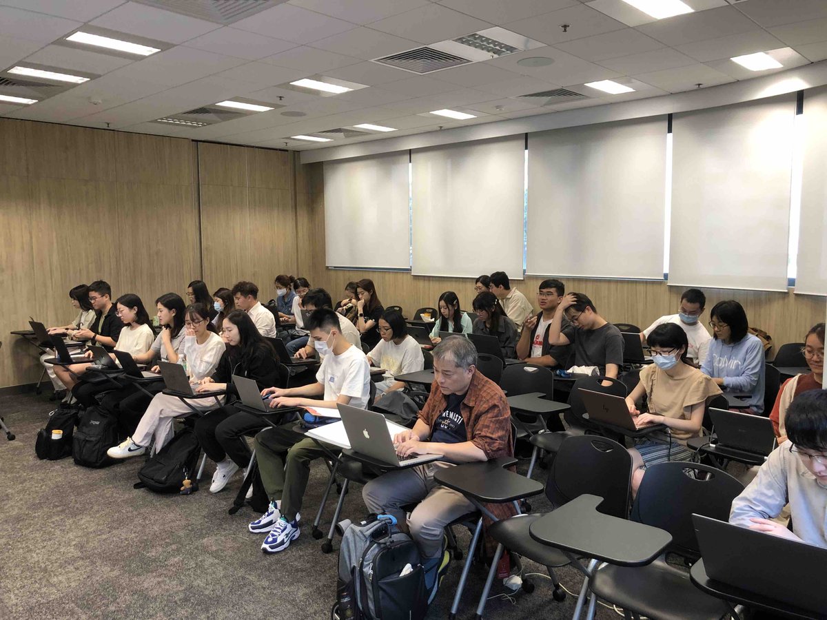 YuanhuaHuang's tweet image. #BioCAsia2023 #HKBioinfoSymposium kicked off by Dr David Shih @djhshih  on a pleasant Sunday morning. Very glad to see people are passionate about learning R/Bioconductor and RNA-Seq analysis!
More to come in the next two days (research talks &amp;amp; workshops)
biocasia2023.bioconductor.org