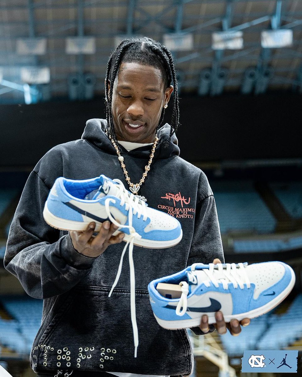 SoleRetriever's tweet image. Travis Scott stopped by Chapel Hill. 💙