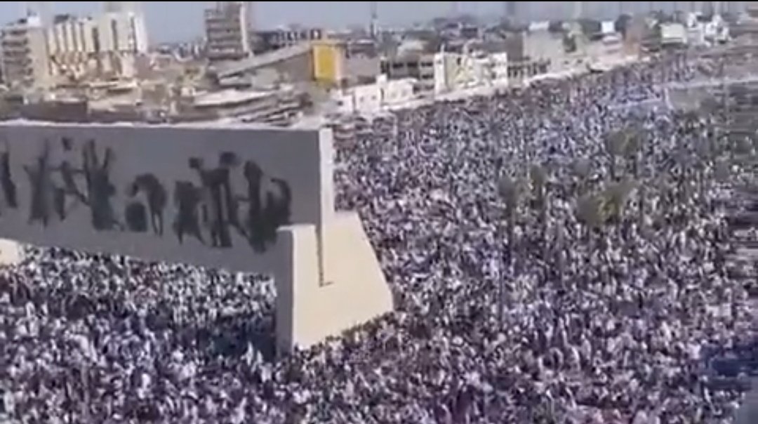 FisicoImpuro's tweet photo. Hoy el mundo entero se movilizó a favor del pueblo palestino y los medios no pudieron ocultarlo gracias a las redes sociales. Londres, París, Bangladesh, New York, Chicago, Munich, Milan, Roma, Glasgow y muchas ciudades más se unieron al clamor MUNDIAL contra el gobierno GENOCIDA de Israel.

Pa' cuando en Colombia?