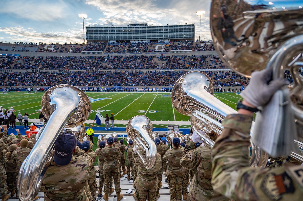 af_academy's tweet photo. The most fun you'll have at any football game.

#gofalcons #football https://t.co/rNR6UFw0kB