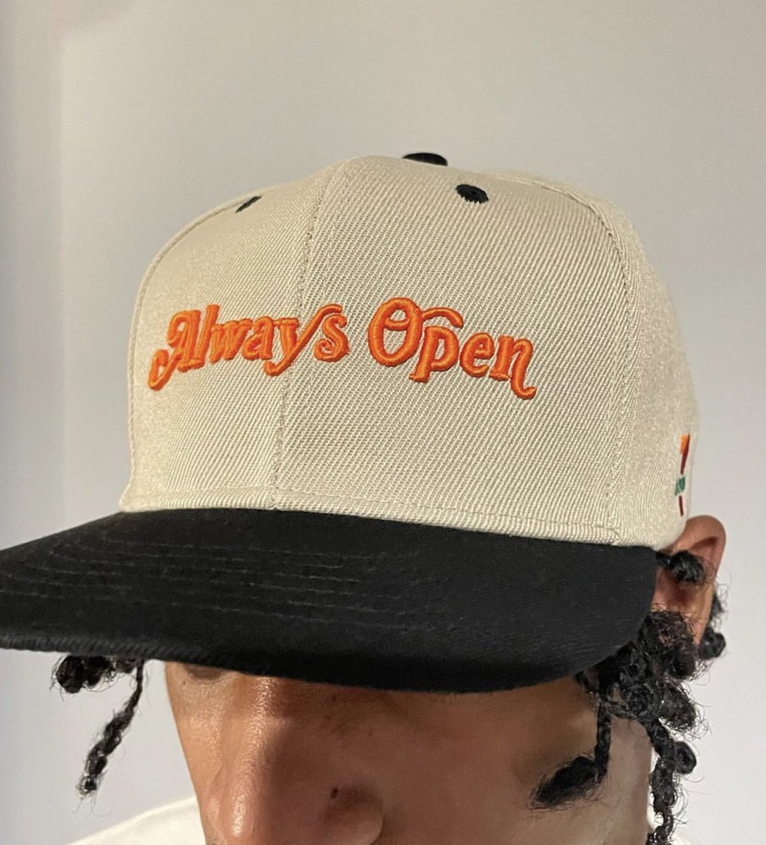 aacampisi's tweet photo. Tomorrow #alwaysopen x @Real10jayy__ drops🔥🔥 https://t.co/7j4S59fT9F
