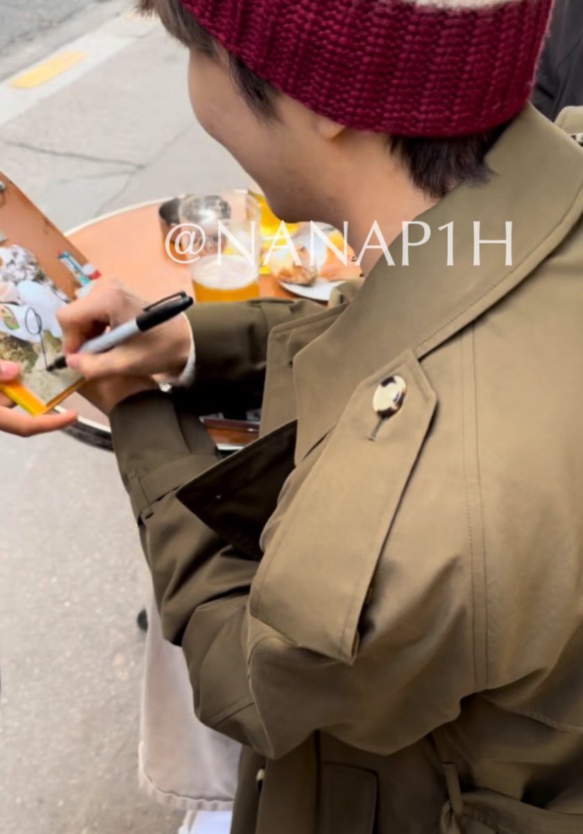 ren3to3jun's tweet photo. 아런쥔이왤케웃기지진짜 .....
파리에서 휀걸 자만추한게
꽤 기뻤던 모양임 광대가 한라산 ㅜㅜ
아너무기여움진짜 ........ https://t.co/23LDlvUHx6