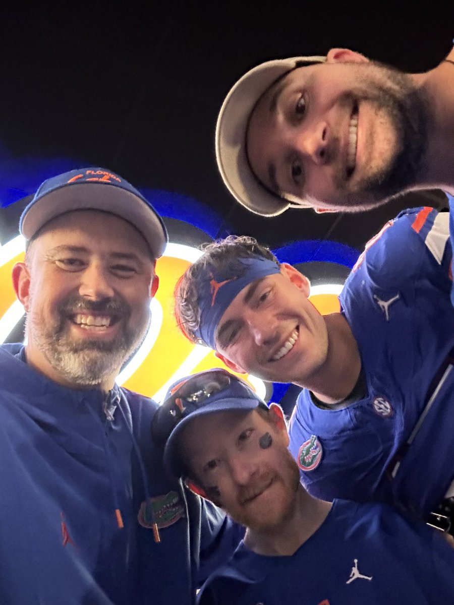 LETS GO GATORS 🐊