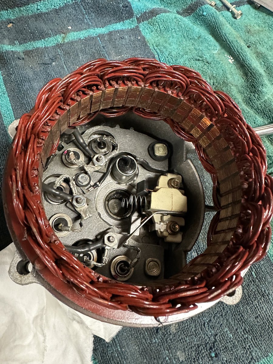 ScullyDamien's tweet photo. Alternator rebuild day. #garagebuilt #delcoremy #chevelle #backyardmechanic https://t.co/SQPqydy3pv
