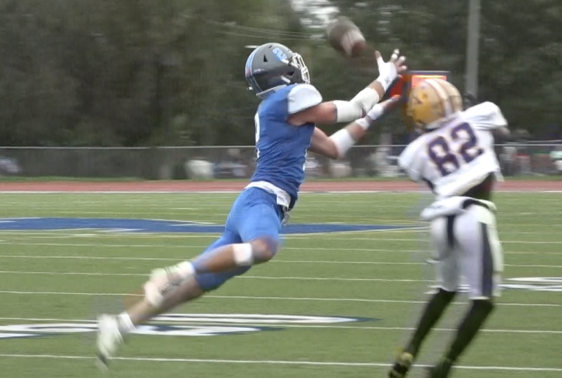 Channel1450com's tweet photo. Illinois College Cruises To Homecoming Win Over Knox
 https://t.co/KOgQnqDNqY https://t.co/1brlmwACBZ