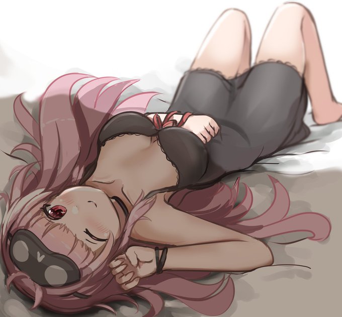 Day 12 Pajama
Sleepy Calli~

 #HOLOctober
#callillust 