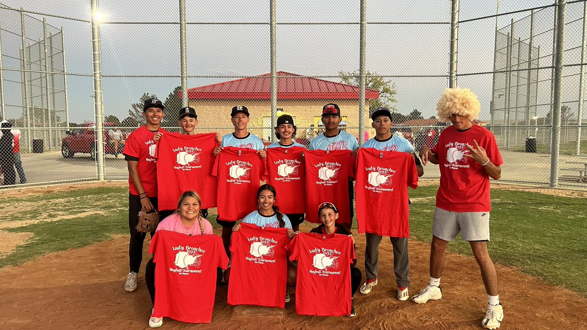 Congratulations to MOB! Our Rag ball Tournament champions! Thank you to all the participants for supporting OHS Softball! #community #bigred