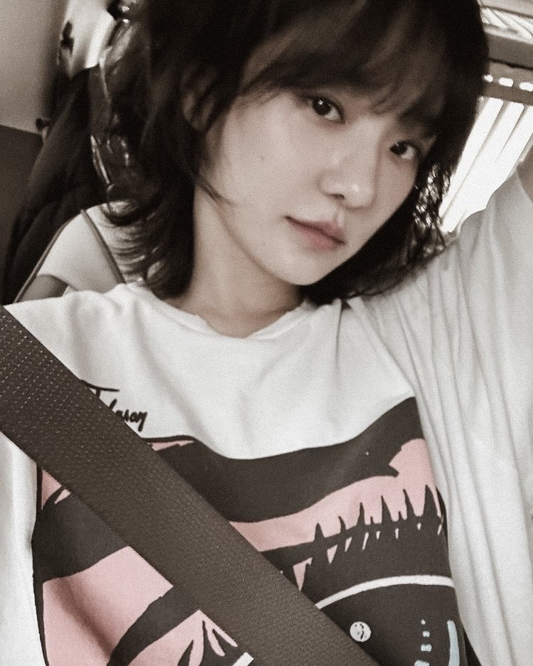 Quiescentra's tweet photo. ㅤㅤㅤ

Sunday morning look? No, it’s just effortlessly messy.

ㅤㅤ https://t.co/xkMjwZifWk