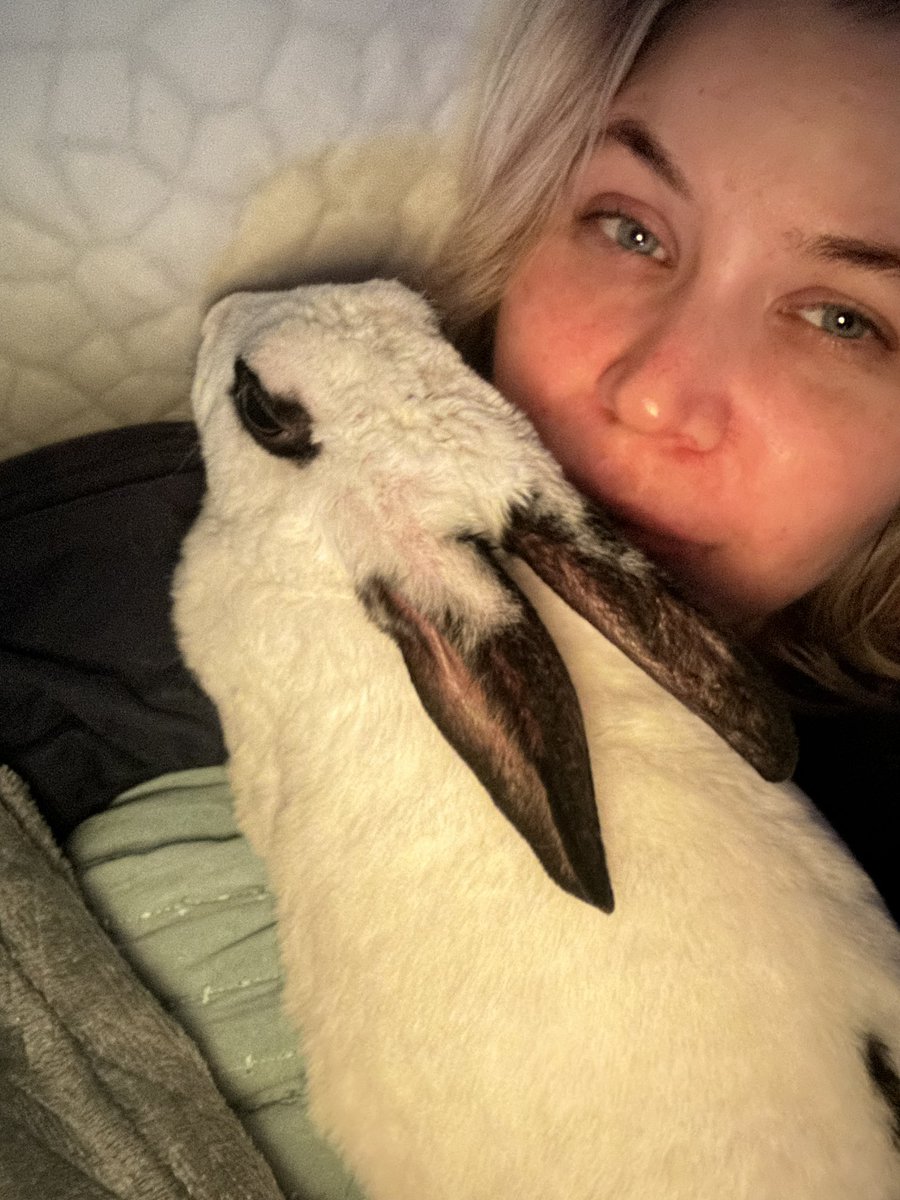 2 very happy girls 💞