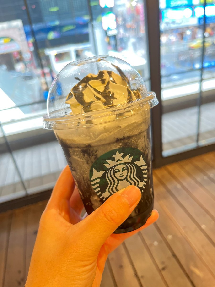 スタバのハロウィンのやつ