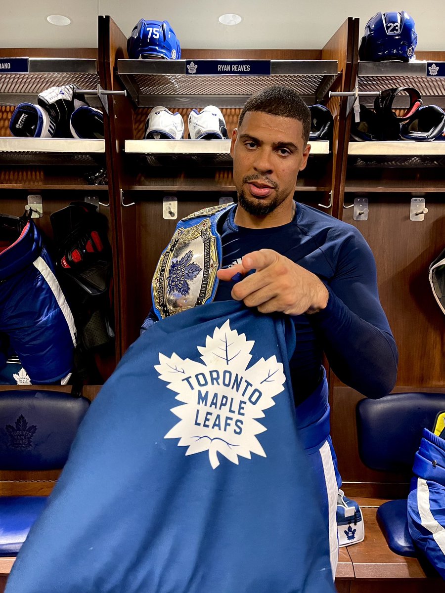 MapleLeafs's tweet photo. 🫵 https://t.co/JLFTIuv0x6