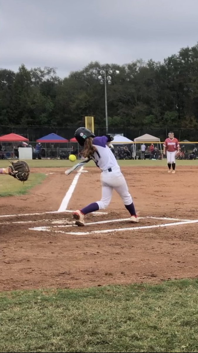 carleigh_mattox's tweet photo. Kind of nervous being 11 and playing up in 14U but we won the ship🎉! Thanks to the Thundercats for letting me be a part of it. I had some good at bats and was an anchor behind the plate helping the defense. ⭐️Great experience against older girls! #playingup #workingtogetbetter https://t.co/Eb3A2piegX