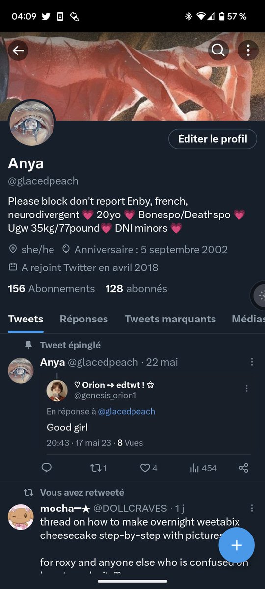glacedpeach's tweet photo. So I changed layout and name again pls don't forget me (well you probably have because I disappeared for twitter but if any mutuals remember me hi love ya 🫰🏻) https://t.co/yMeObjW8H7