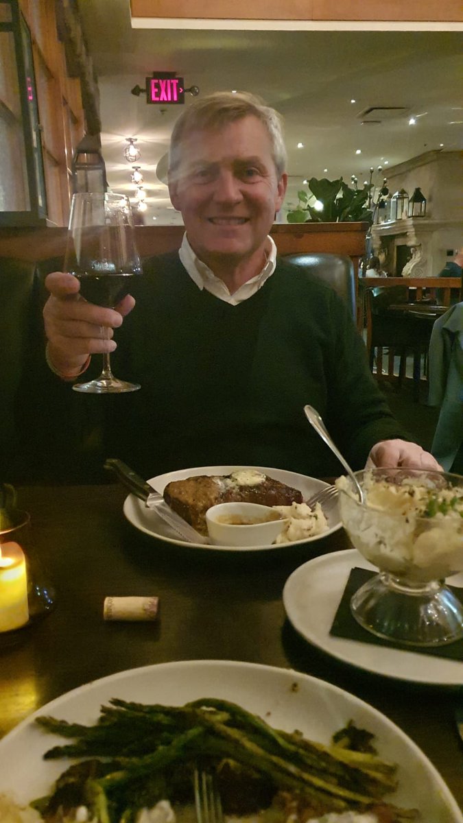 NigeInCanada's tweet image. Sort of on the recommendation of @daraobriain, we decided to make @SaltlikCalgary our new restaurant this month.

Fantastic #steak - even by Alberta standards. And for this #Shiraz devotee, an excellent #CabSav too!