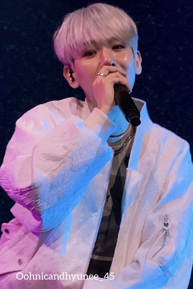 cloudwithB's tweet photo. 백현시 https://t.co/UV3hzb48dh