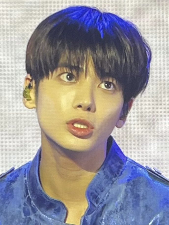 ً (@tyunseyes) on Twitter photo 