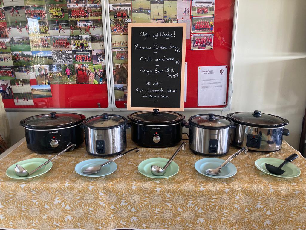 DServicesTeas's tweet photo. Mixed bag of results on the pitch but all winners off it with the match teas served up today. Huge thanks once again to our volunteers who make this happen @hockeymatchteas @HockeyWestUK @DevonHockey @WestHockeyOfcls https://t.co/x01keQZG07