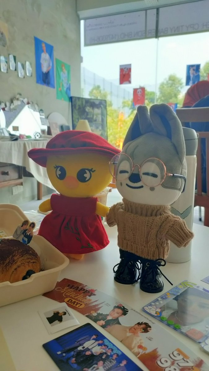 keyomipenn's tweet photo. #AutumnwithMC

Celebrating Minchan day with the Aussies 호주즈 라인 Bbokari is sooo cuteeee aaaahhhh 😍😍😍 https://t.co/5oCgsBR47C