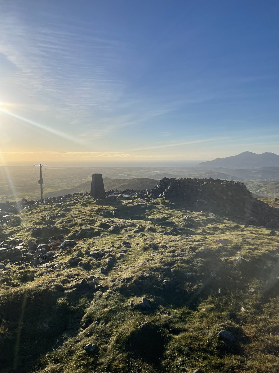 derek_fee's tweet photo. Great first frosty morning of the year up #slievecroob #finnis #dromara #countydown #mournemountains and great to see after years of asking newry mourne and downe council have updated the information board @ALewis_DUP https://t.co/OKpBVWgKTt