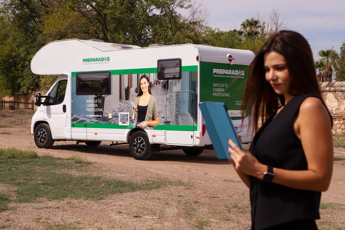 EmpleoJunta's tweet photo. Feliz Día Internacional de la #MujerRural💐

❗️Arranca la ruta de #Preparadas

👩‍💻Un programa que formará a 1⃣0⃣.0⃣0⃣0⃣ mujeres de zonas rurales en habilidades digitales.

Si ves nuestra🚐autocaravana, acércate y te informamos.

ℹ️https://t.co/j1BuhlNLvz y https://t.co/Q0UzPRt73g https://t.co/UiTZdSkZ9s