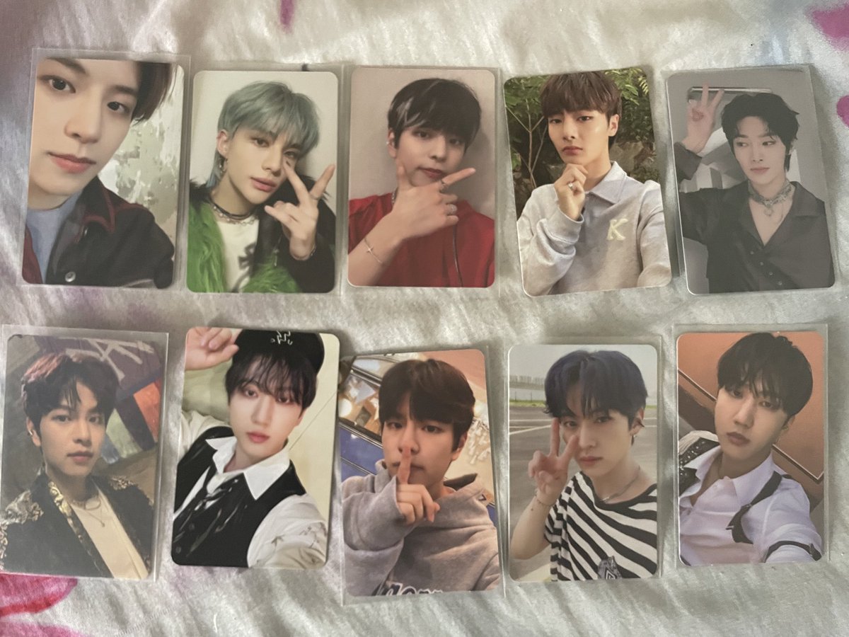 ChangbinnieSimp's tweet photo. WTS LFB PH 
 STRAY KIDS Quitting sale 
100 each album pc  
300 LD PC  
- prices are negotiable 
 - PAYO or 3 days reservation  
 - Strictly no cancellation   
- mod: sco or jnt  
- mop: gcash only
 SKZ stray kids Hyunjin Seungmin Changbin Lee know I.N wts lfb ph https://t.co/phPNXoCEF3