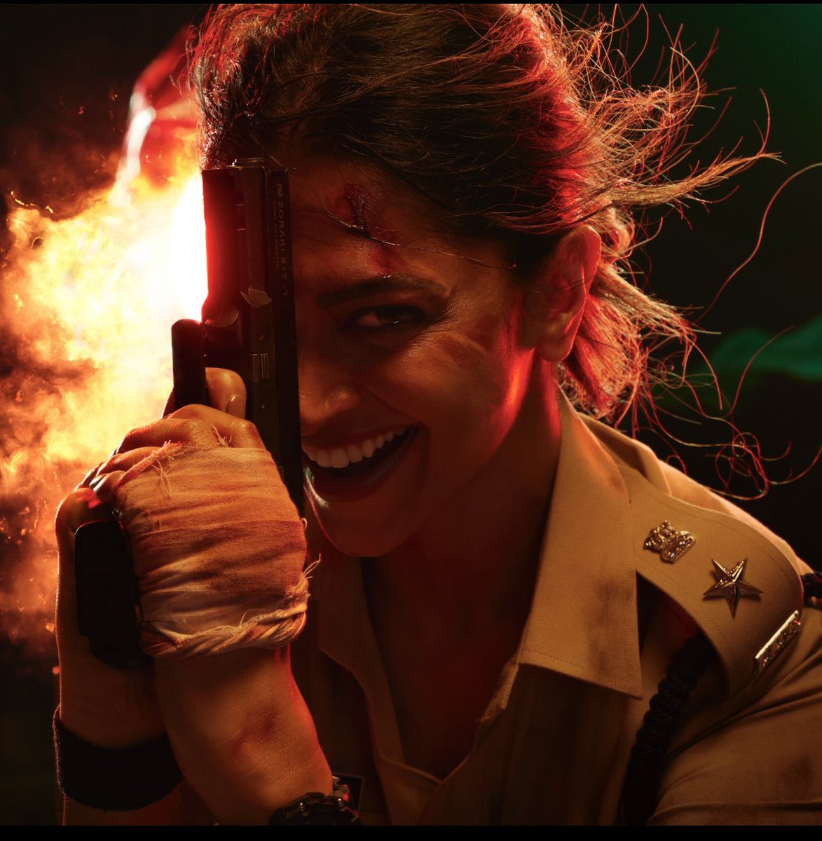 jammypants4's tweet photo. Deepika as the #Singham3 villain WOULD have been such a RAGE 🔥 https://t.co/ERXbTPVjrY