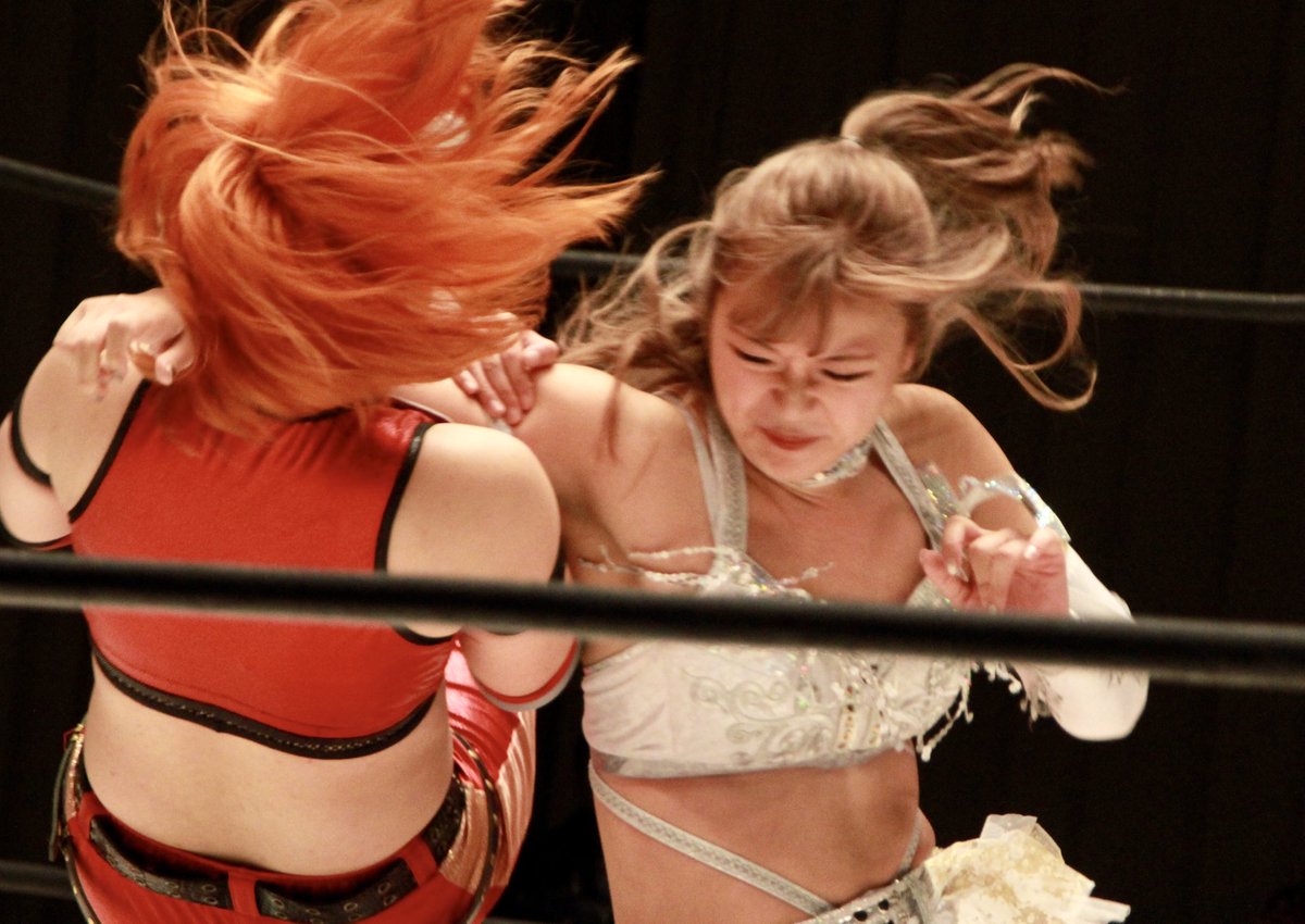 marikina31's tweet photo. #ACTwrestling
2023/10/15 後楽園ホール公演
後藤智香 選手 collection ③
(@g0chika )#Gochika
試合開始
横浜公演のまま 今日も魅せれるか… このカード全てはごちかちゃんの為よ。
楽しも‼️ https://t.co/hzXVnYWr3l