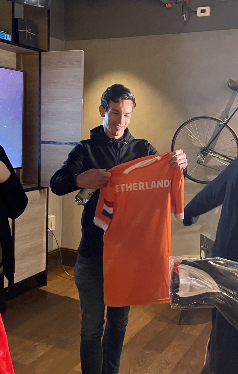 geoguessr's tweet photo. A few days ago I met a sweet guy that had just landed in Stockholm.

Today he is the World Champion.

Consus, Congratulations.

Your smile lights up the World❤️ https://t.co/1xZPNg4zZp