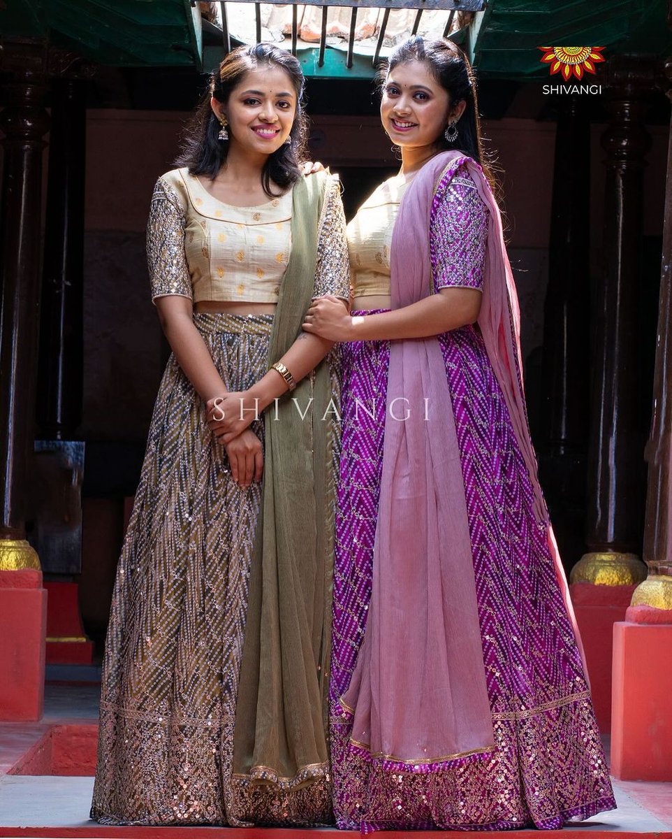 shivangifashion's tweet image. shivangiclothing.com/collections/ha… 

🛍️ Sizes available! Check measurements on our website.
🚚 Order now for doorstep delivery.

Tap into tradition and elegance this season. 💃 Link in bio!

#FestiveFashion #BandhiniLehenga #MirrorWorkMagic #TraditionalElegance #ShopNow