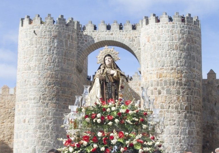 Felicitaciones a l@s abulenses y a las Teresas, en especial a la MÁS GRANDE 
#15Octubre #SantaTeresa #Avila ❤️