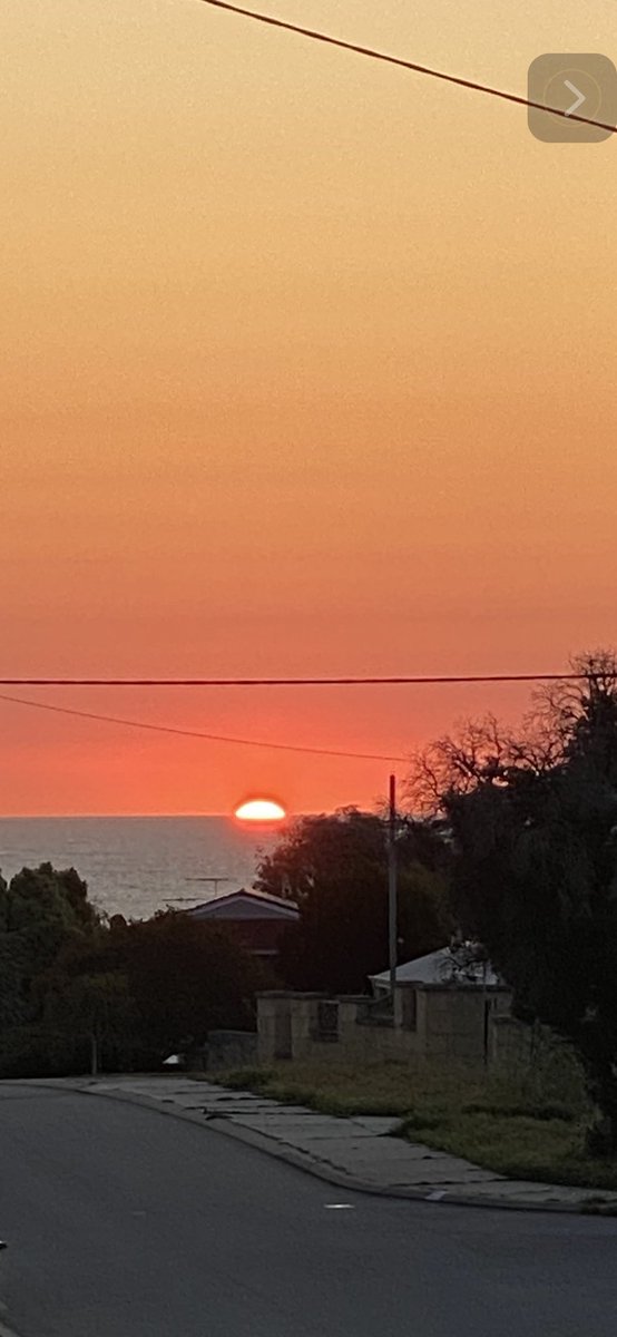 MarteneMechler's tweet photo. My heart is broken for this sunburnt country. Finding it hard to love my country today. Hoping Australians act differently going forward and actually help to resolve the injustices aboriginal people deal with on the daily. #indigenousliteracyfoundation https://t.co/LglJ0e0Puk