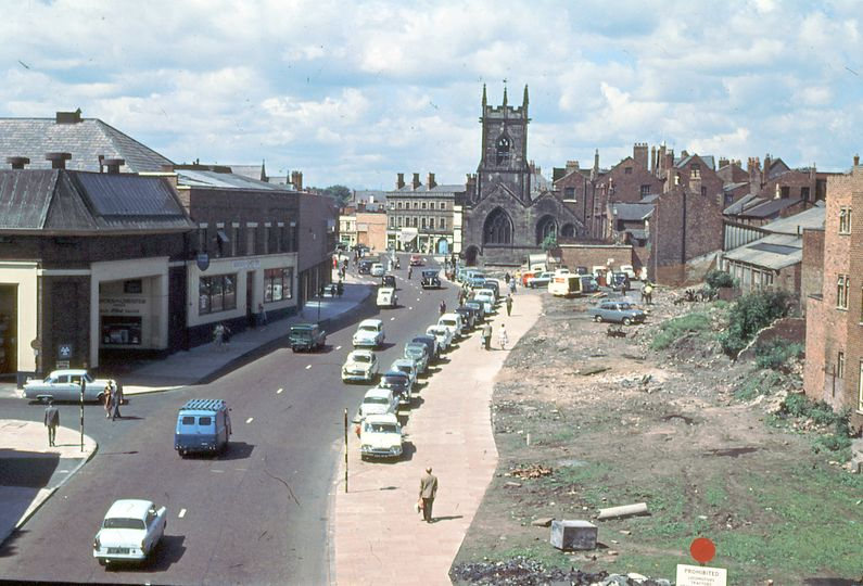 Photo from Chester History & Heritage. Construction of the Pepper St section of the inner ring road and the Grosvenor shopping centre in #Chester, which led to the destruction of most of the well preserved Roman fortress baths.