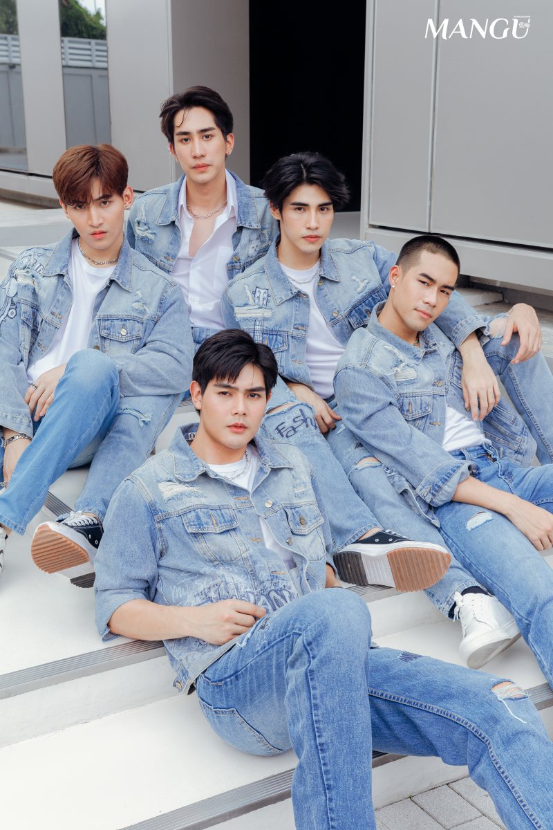 ManGu_Magazine's tweet image. 📱 ติดตาม #ManGuMagazine ในรูปแบบ E-Magazine ได้ทาง WeChat มินิโปรแกรม,แพลตฟอร์มออนไลน์ของแอทม่านกู่ และ atmangu.com/magazine

#ManGuMagazineXSnapProject
#ManGuMagazineOnline
#Ohm
#Guide
#Poom
#Tawan
#Atom
#Snapproject  
#ช่อง8 #Ch8