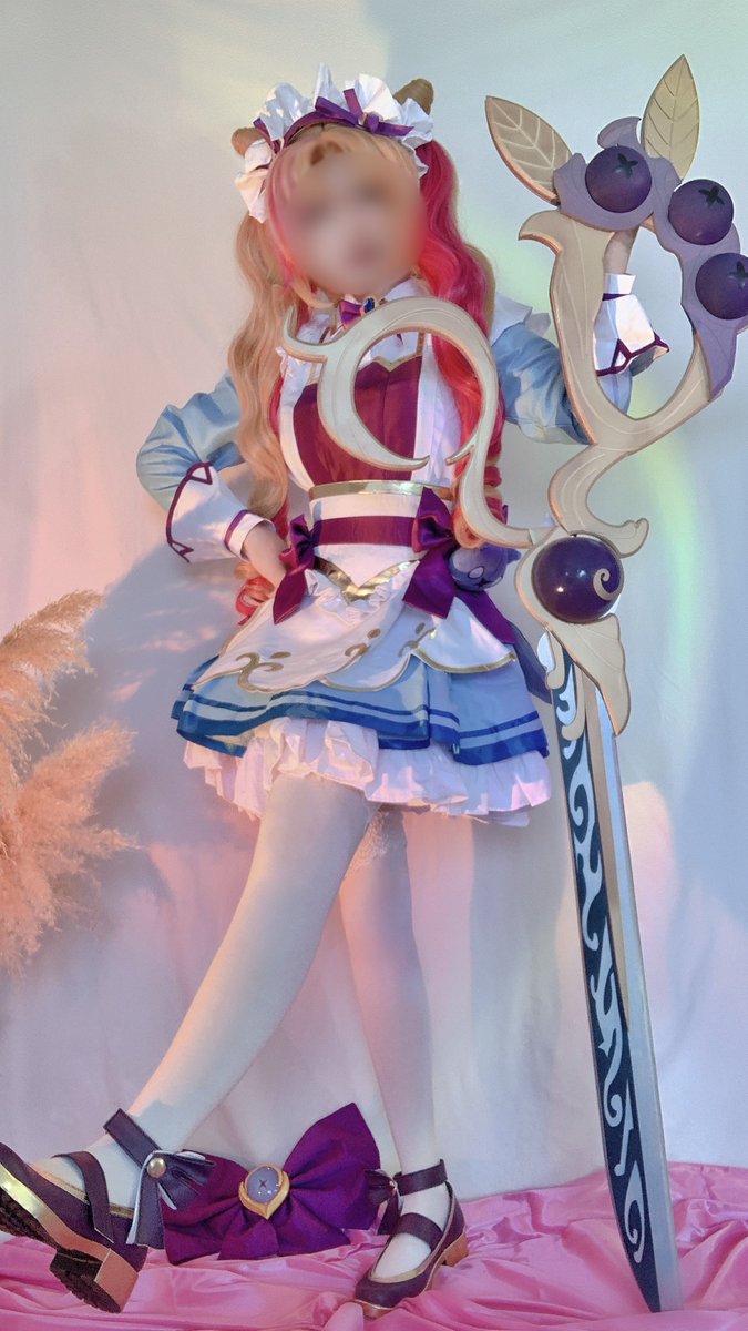 穿了格温的衣服~这个想拍很久啦。

——然后其实，就算是裹得这么严实的衣服我也偷偷拍了很多色色。 https://t.co/afnBeYHTQM