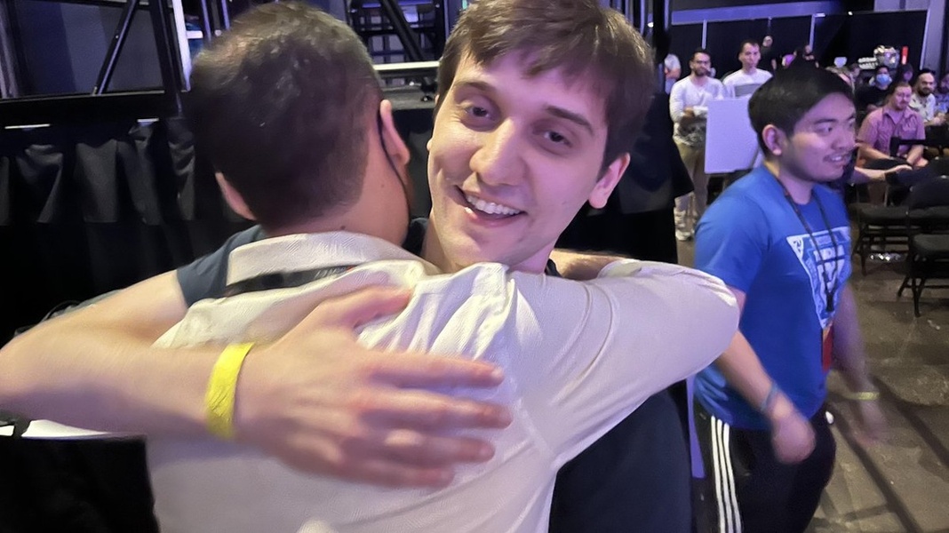 After getting a picture with <a href="/arteezy/">Arteezy</a> I noticed this picture in my camera roll! - /u/emiweewee #dota2🔥🔥 #dota2player #Dota2 #dota2girls #EmbraceTheDarkness #ESLOne #ESLONE👇👇👇👇 #Dota2 #dota2player #dota2girls #moba #dota2fun #eGGNetwork  
Original: AshleyE02972779
