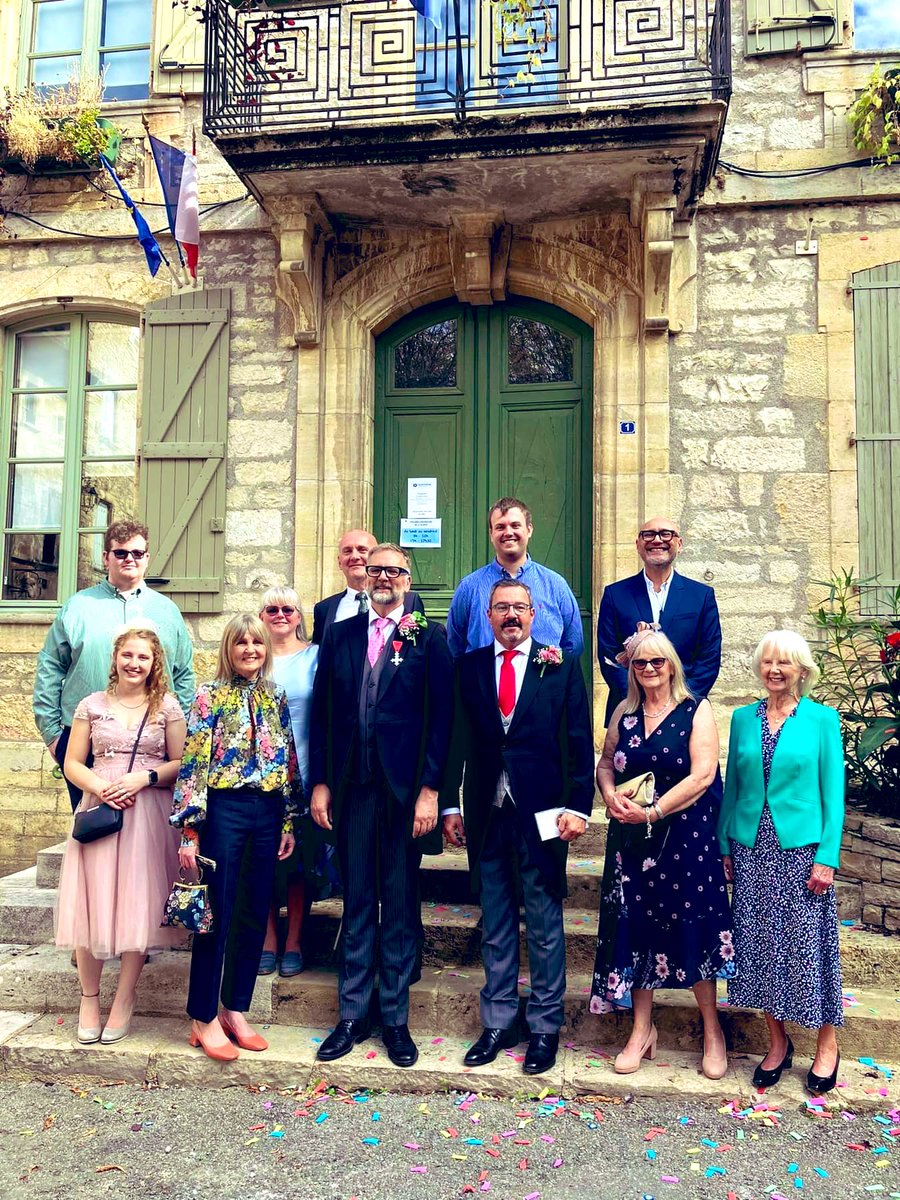 Lloyd Milen MBE tweet media