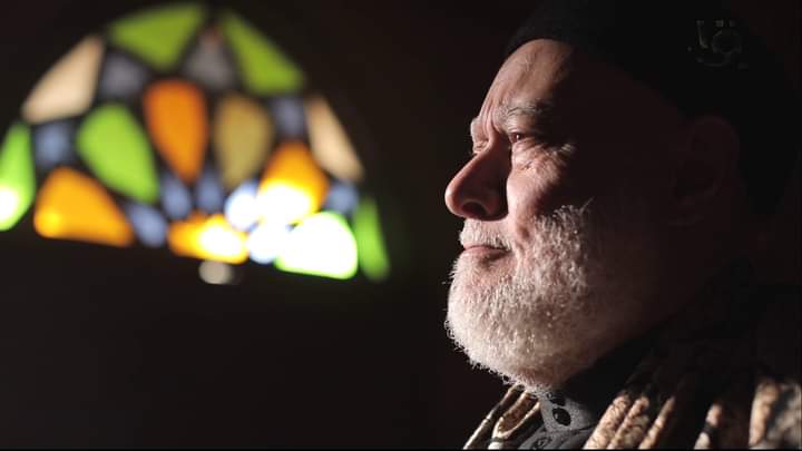 اللهم أنت الملك لا إله إلا أنت، أنت ربنا ونحن عبادك، ظلمنا أنفسنا، واعترفنا بذنوبنا فاغفر لنا ذنوبنا جميعها، إنه لا يغفر الذنوب إلا أنت، واهدنا لأحسن الأخلاق والأعمال لا يهدي لأحسنها إلا أنت، واصرف عنا سيئها لا يصرف عنا سيئها إلا أنت، لبيك وسعديك،