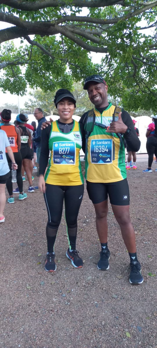 CoT_Athletics's tweet photo. GO TEAM 💚🤍💛🔥🔥
#CapeTownMarathon
#CoTAC https://t.co/FwN7vT6VFu