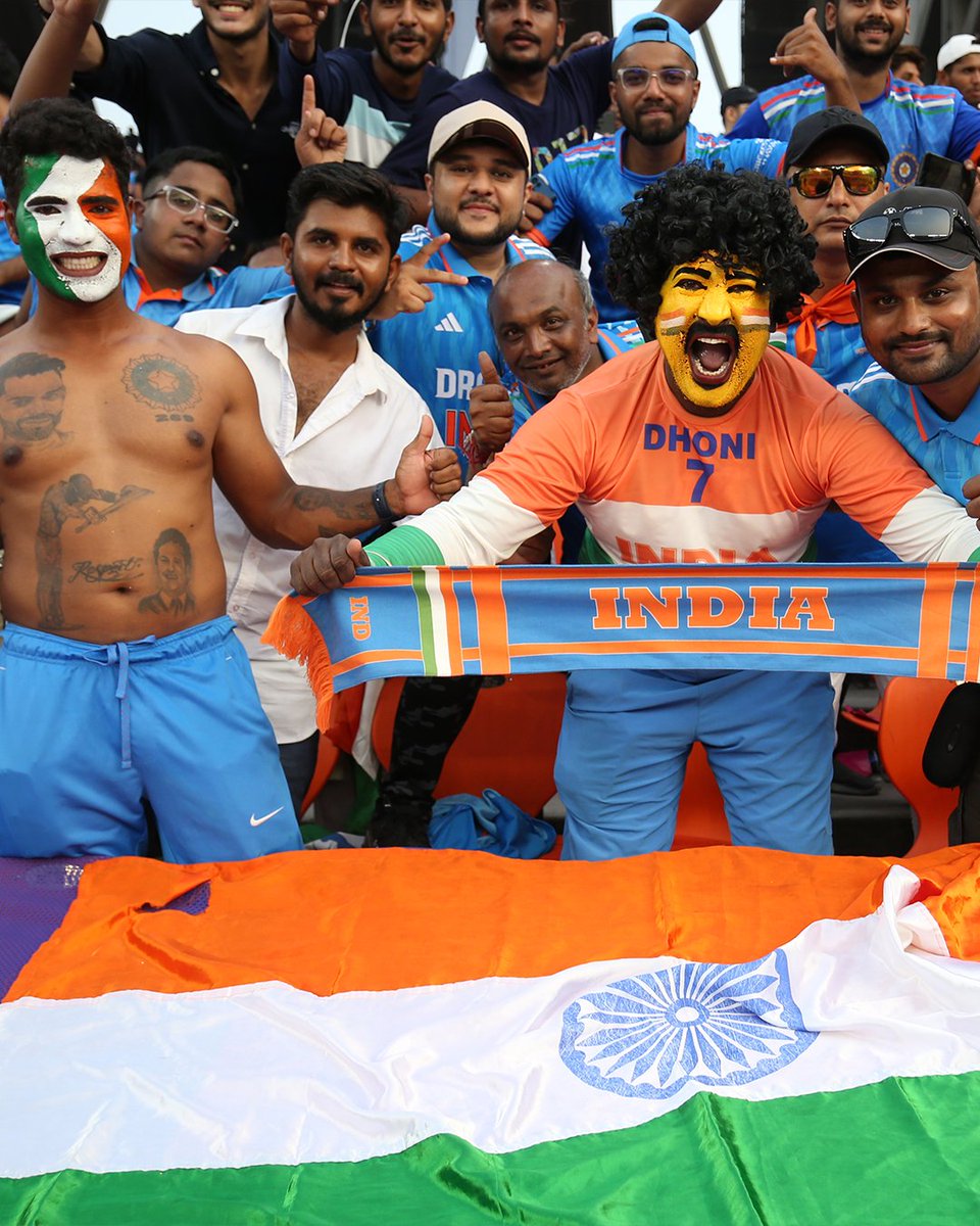 ICC's tweet photo. The crowd worthy of a cricketing spectacle 😍

#CWC23 | #INDvPAK https://t.co/9CCPeWkm28
