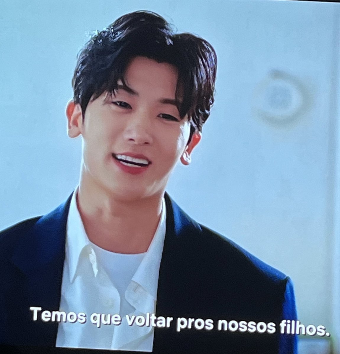 honestsumm3r's tweet photo. ELES SÃO CASADOS
E TEM FILHOS 😭😭😭 https://t.co/QBMVFZVdHY