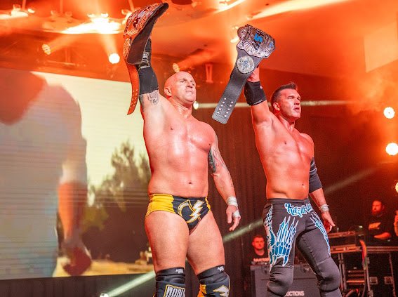 OH WHAT A RETURN TO BRISBANE! Night 5 - Full Throttle Tour A sold out Brisbane crowd saw an incredible Triple Threat WSW Tag Team title match #theparea, #topteam and @FrankieKazarian and partner @TheEricYoung Relive this event fite.tv/vl/p/world-ser…