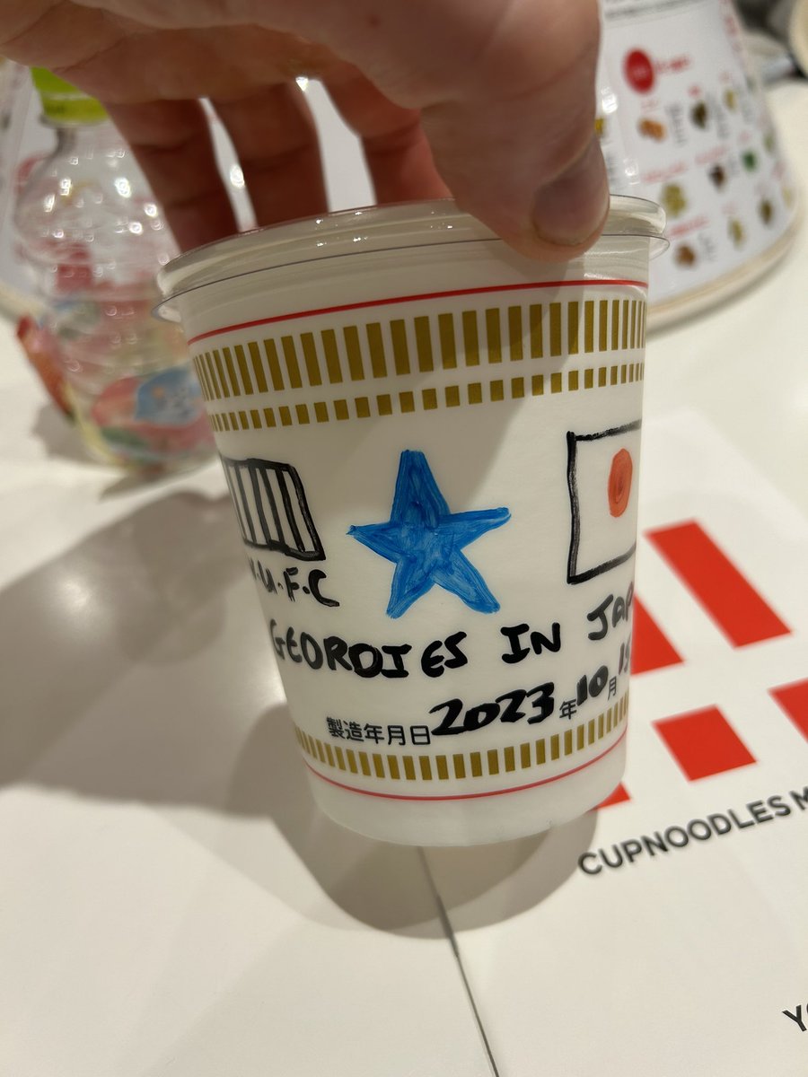 Wet day in Yokohama with the bairn designing our own noodles 😂😂
<a href="/cupnoodle_jp/">カップヌードル</a> #nufc #yokohama #Japan