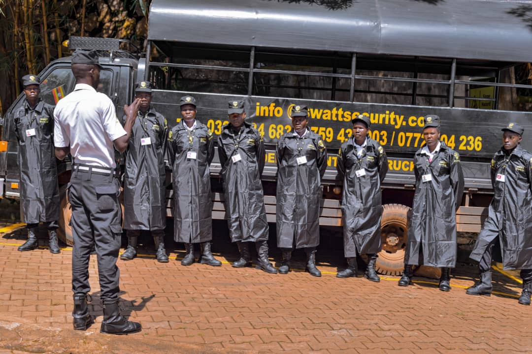 Mwesigy75537994's tweet photo. Fully equipped and trained to manage any threat, expert team of guarding personnels at @swattsecurityug are here to keep you and your business safe.

Visit➡️ https://t.co/XjQh9cNgcw 

CALL☎️ 0393284683 | +256759430003  

#Swattsecurityug #GuardingSolutions #Residential #Business https://t.co/PWzSsppdfS