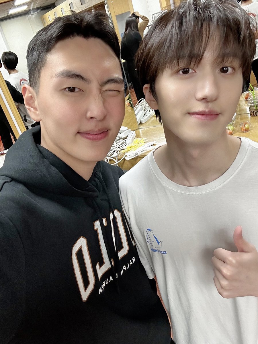 thinking ab how they always sign, seal, AND deliver 😌

「#JAEYOON #DAWON #CHANI #SF9 」