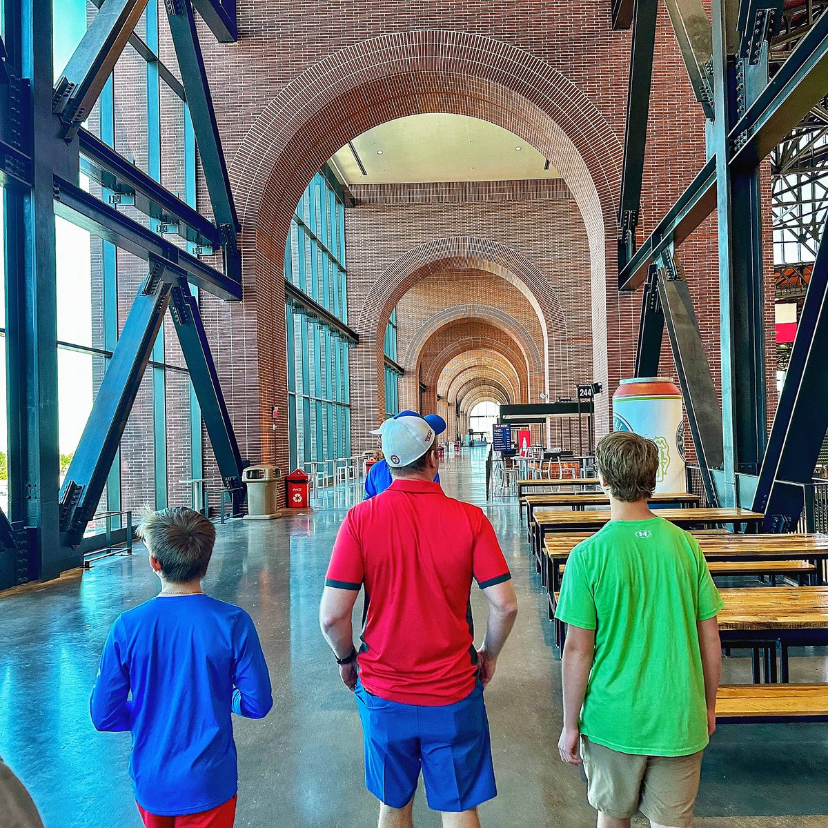 JimTorrence's tweet photo. Here’s some more pics from our awesome tour of @GlobeLifeField! Let’s go @Rangers!
@MelissaTorrence
#TeamTorrence #TorrenceFamily #FallBreak2023 #GoAndTakeIt https://t.co/q9GCrqtXsy