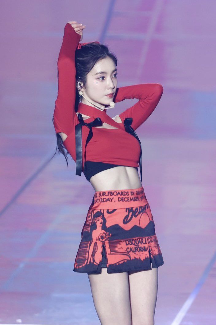 F8dJO58WkAAKJVL?format=jpg&name=medium