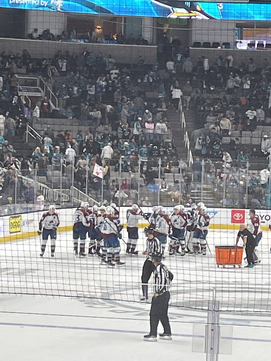 AvsAngelsChick's tweet image. #avswin #goavsgo🏒❤️💙