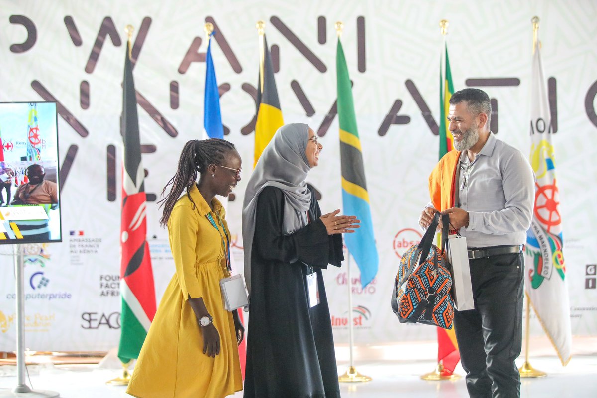 MahmoudNoor03's tweet photo. It is with the deepest sense of gratitude that we extend our appreciation to Governor @A_S_Nassir Your unwavering support for @swahilipothub over the years and your gracious presence at #PwaniInnovationWeek speak volumes about your commitment to innovation and community growth. Your care and love have been a guiding light, and your support serves as a shining example of dedication to helping the youth grow. Your alignment with this year's theme of 'Sailing Beyond Borders' is a testament to your vision for a brighter future. We eagerly anticipate many more fruitful collaborations and opportunities to work together in the future. We are honored to have you as a valued partner and advocate.