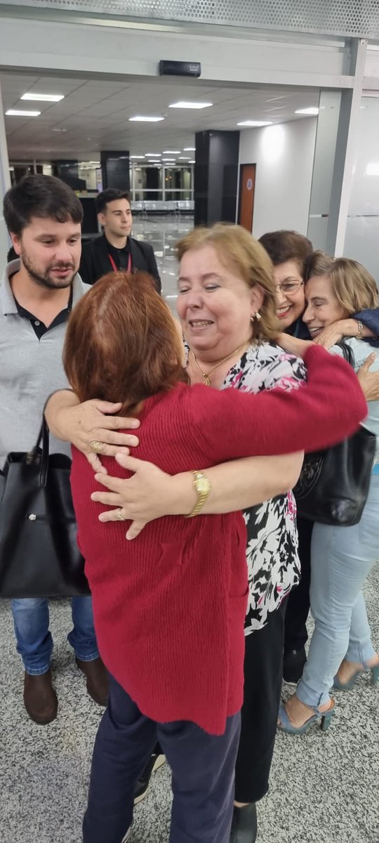 Desde el  #GobiernoDelParaguay decimos  misión cumplida con este grupo de compatriotas, ratificando nuestro compromiso de asistir a todos los connacionales emigrados que requieran del amparo del Estado Paraguayo para retornar al país.